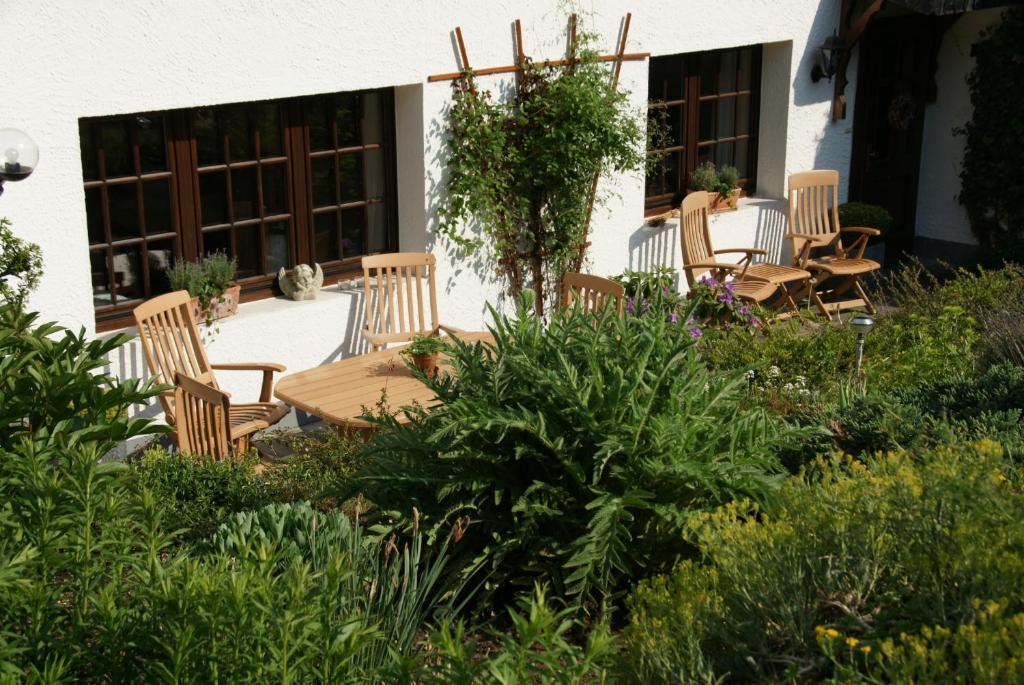 Landgasthof Em Lade Dahlem  Rom bilde